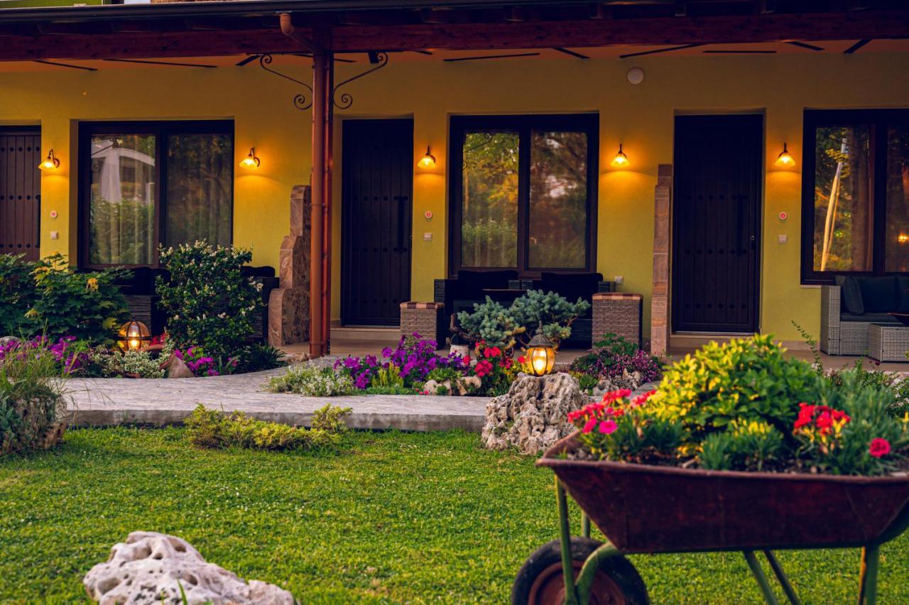 Simi Luxury Suites Pláka Litóhoru Kültér fotó